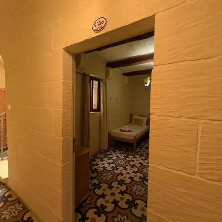 Ta' Gigi Retreat For 10, 5 Bedroom With Views! Villa Għarb